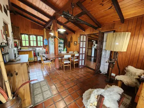 Casa 3 ambientes con 2 baños