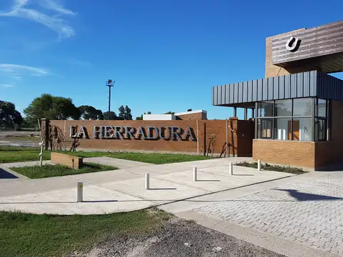 Venta | Terreno 560 m2 | Barrio cerrado - La Herradura
