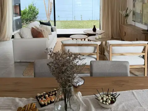 Duplex 4 Ambientes con amenities en Benavidez