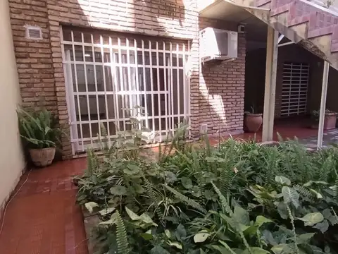 LUMINOSO DEPARTAMENTO EN PLANTA BAJA - 1 DORMITORIO