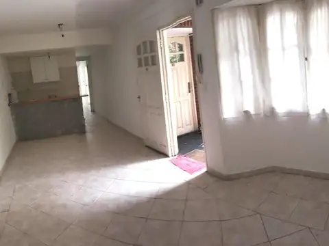 Departamento en Alquiler en Ramos Mejia, $ 450.000