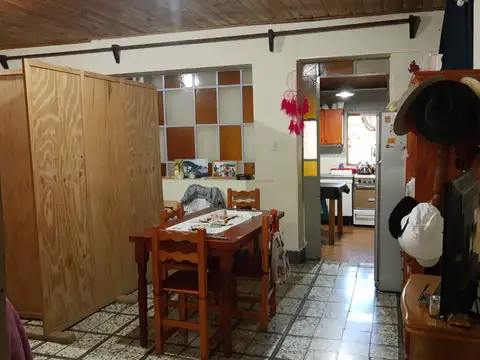 Local en Venta Via Púb.