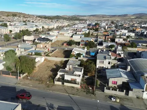 Terreno nivelado de 450 mt2