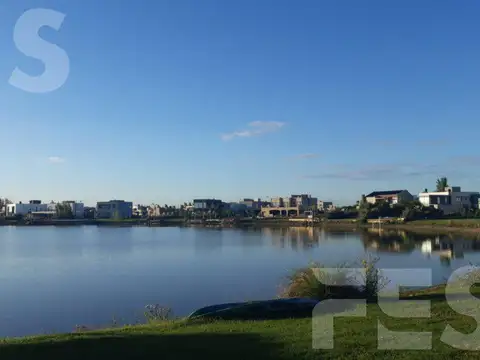 Terreno en Venta 22  mts Frente