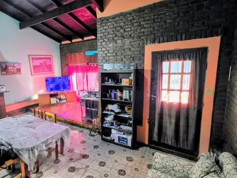 Casa en Venta con 1 cochera
