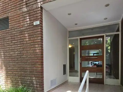 Departamento en Alquiler en Abasto, $ 700.000