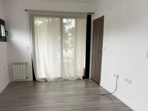 Departamento en Alquiler en Zarate, $ 730.000