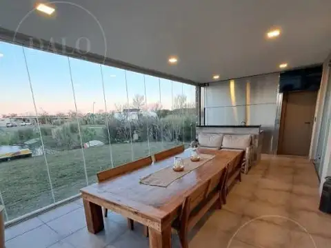 Casa 4 ambientes en Venta en Puertos, Muelles