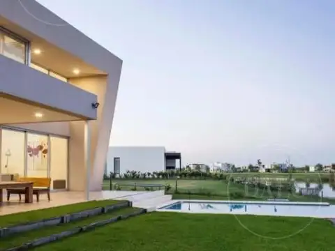 Casa en Venta en Puertos - Muelles, USD 740.000