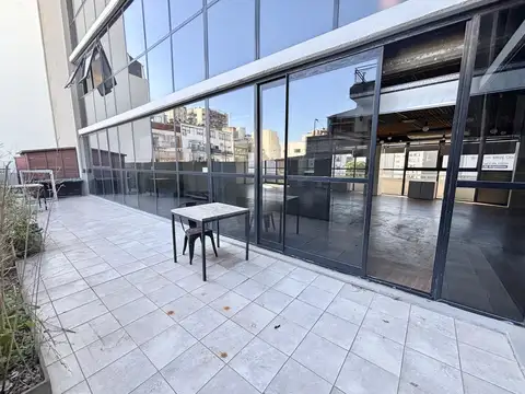 Oficina en alquiler con TERRAZA Y PARRILLA en Núñez, PISO ALTO
