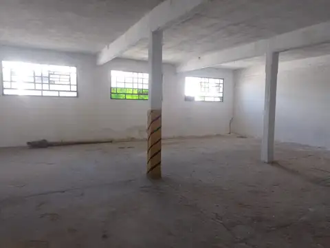 Local en alquiler en Luis Guillon