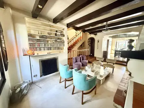 Casa 5 ambientes con 3 baños