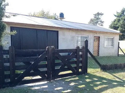 Chalet 3 ambientes, sola en el lote , Santa Teresita (140283)