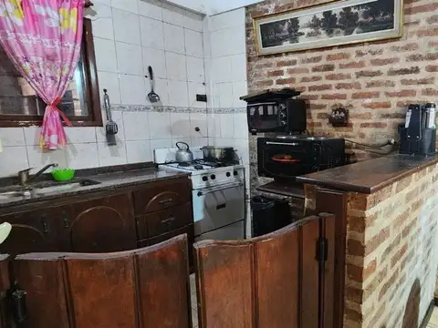 VENTA CASA 4 AMBIENTES MERLO APTO CREDITO