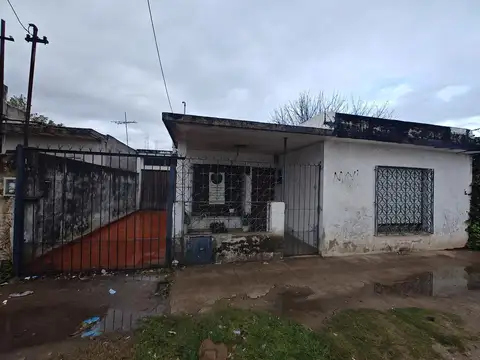 Casa en  venta en G. de Laferrere