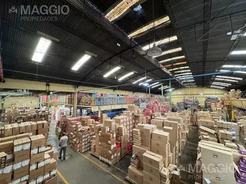 Galpon en Venta 60  mts Frente