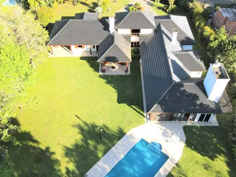 Casa en Venta de 4 dormitorios