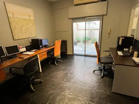 Oficina 2 ambientes con 1 baño