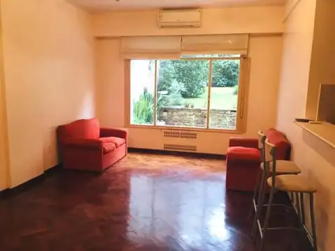 Hermoso 3 ambientes con patio-HERMOSA VISTA A JARDÍN DEL EDIFICIO