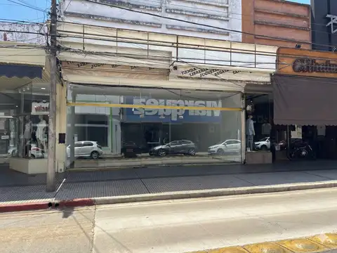 GRAN LOCAL EN EN ALQUILER EN MICROCENTRO DE POSADAS