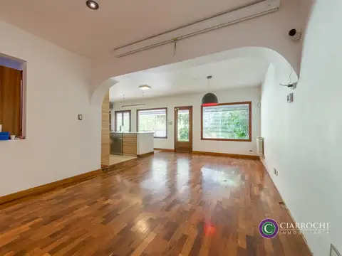 Excepcional CASA con PISCINA, JARDIN, TERRAZA Y GARAGE