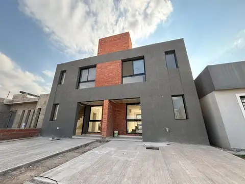 Se Vende Duplex en Docta de 3 Dormitorios