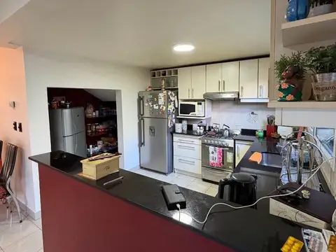 Casa 6 ambientes con 3 baños