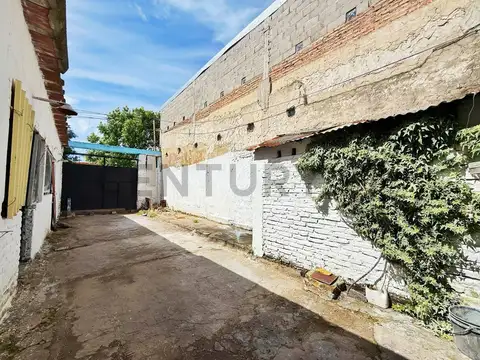 Galpon en Venta en Tolosa, USD 43.000