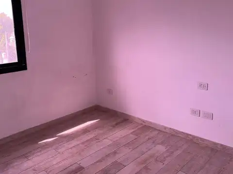 Venta - Departamento de 3 ambientes en Haedo, apto credito