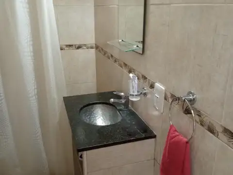 Casa en Alquiler Temporal con 1 cochera