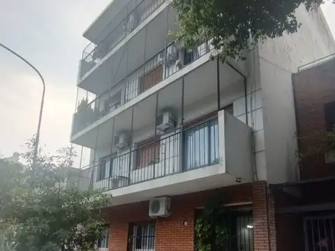 ALQUILA DEPARTAMENTO 2 AMB ZONA COLEGIALES