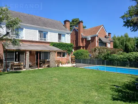 Alquiler Temporal Casa en 2 plantas 5 amb. Jardin Piscina Talar Chico, Pacheco