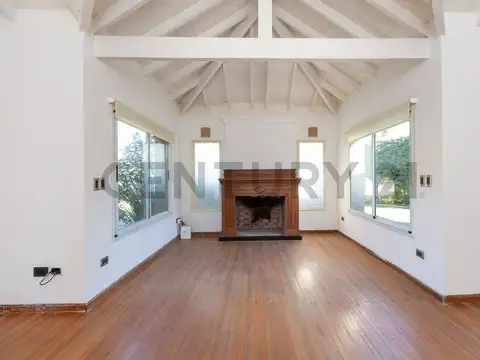 Casa en Venta en Francisco Alvarez, USD 480.000