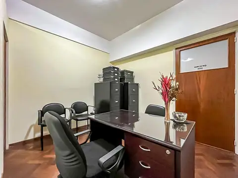 Oficina en Venta 69 años