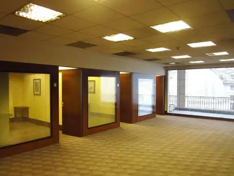 Oficina en Alquiler 60 años