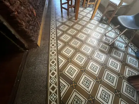 CASA A RECICLAR EN VENTA, GENERAL LAS HERAS