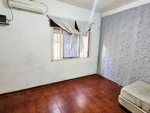 Depto Tipo Casa en Venta 40 años