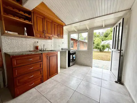 Casa en Venta en Villa Elisa, USD 110.000