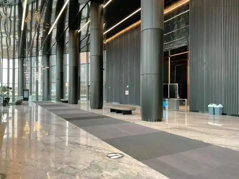 Oficina en Venta al Este