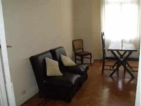 Tte Gral Juan D Peron 1700