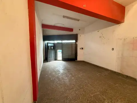 Local en Alquiler en Bernal Oeste, $ 499.000