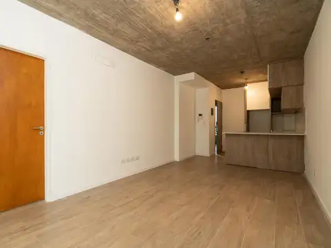 Manuela Pedraza  al 3800