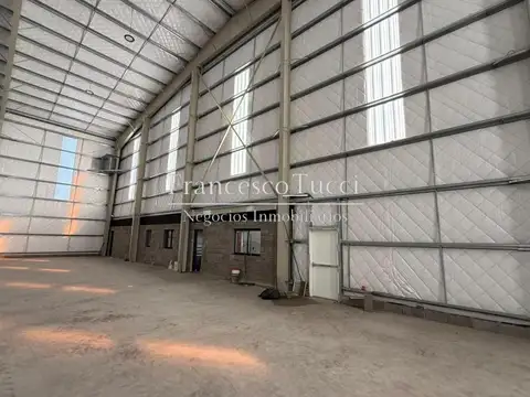 Galpon en Alquiler A Estrenar