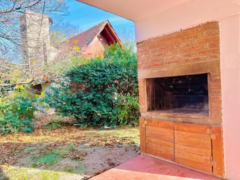 Casa 3 ambientes con 2 baños