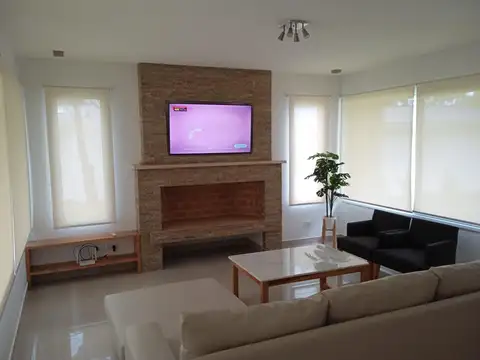 Casa en Venta en Pinamar, USD 460.000