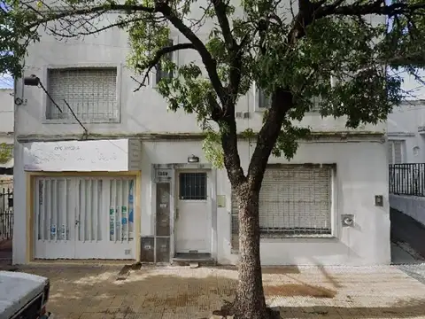 Arana e/ Moreno y Montiel