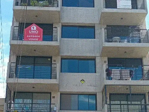 Ayacucho 2026 Dos dormitorios, frente