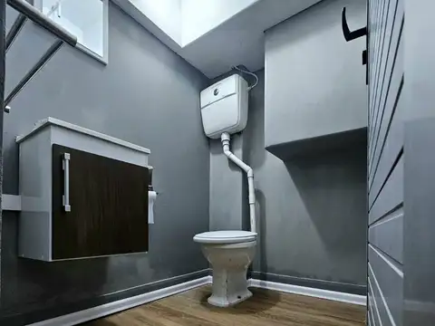 Local en Alquiler 79 años