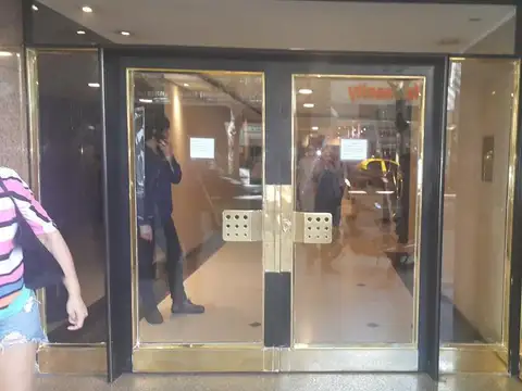 Apto credito, impecable, mucha luz, listo para mudarse