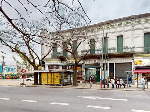 Local en Venta 54 años